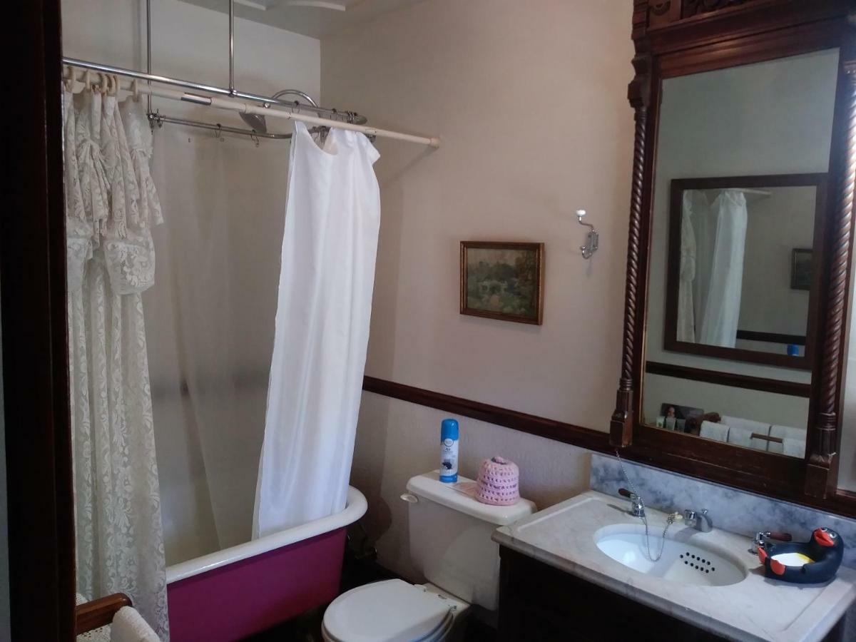 The Palm Hotel Jamestown Dış mekan fotoğraf